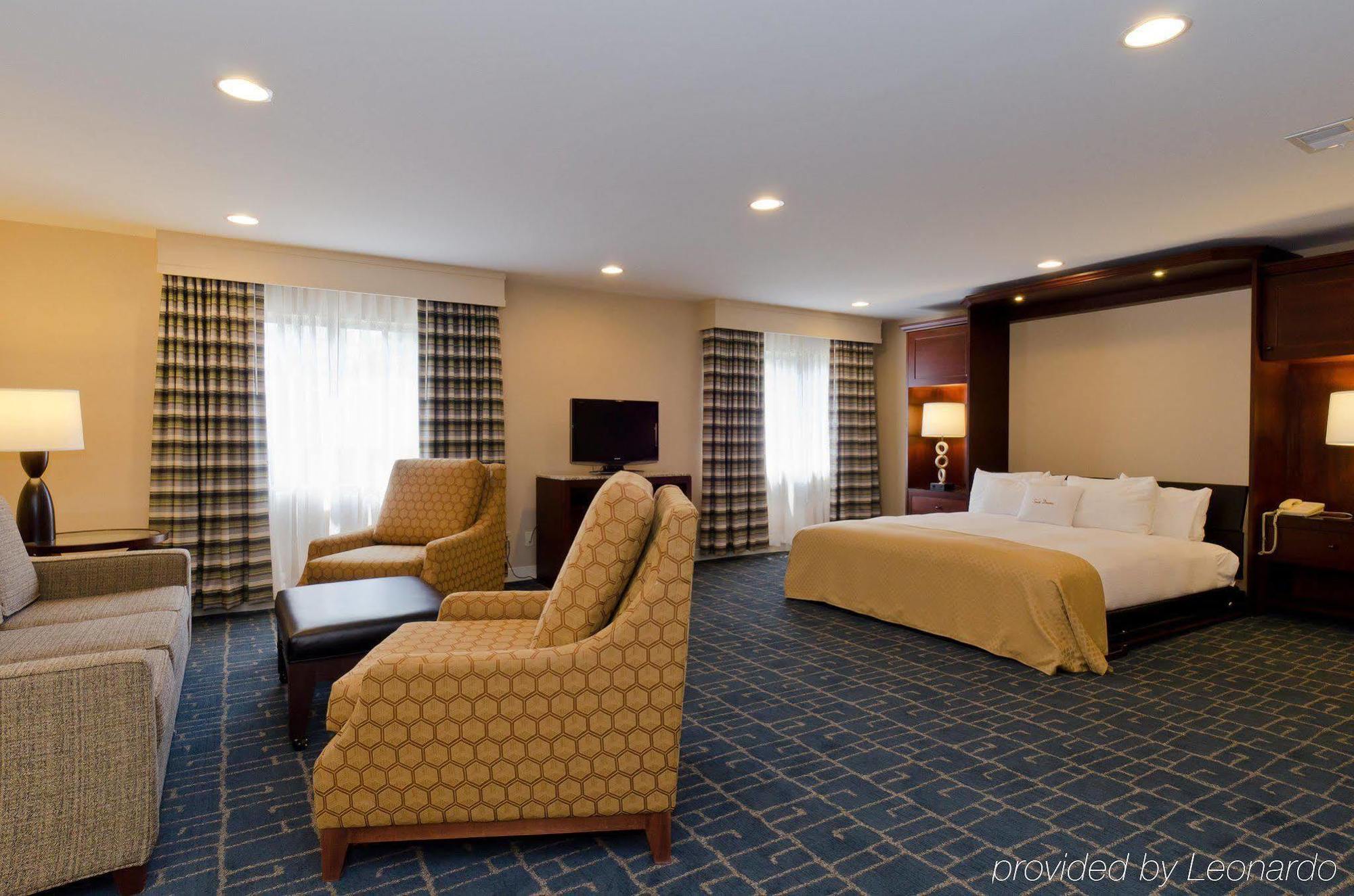 ดับเบิลทรี สวีท บาย ฮิลตัน ชาร์ลอตต์ เซาท์พาร์ค Hotel ชาร์ล็อต ภายนอก รูปภาพ